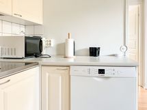 Löytyy myös astianpesukone.