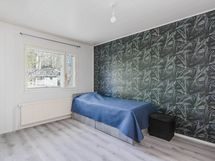 Yläkerran makuuhuone