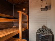 Puulämmitteinen kiuas - ihanaa!