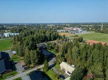Loistava sijainti lähellä kouluja ja palveluita