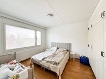 Tilava makuuhuone