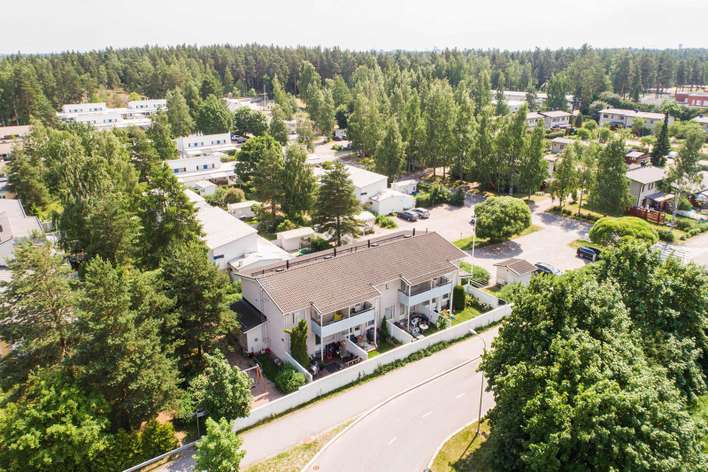 Rivitalo, 3H+K+S, 84 m², Länsimäki
