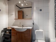 Yläkerran WC