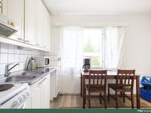 erillistalon keittiö