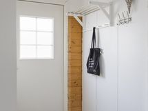 Eteinen keskikerroksessa