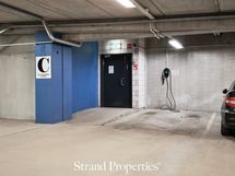 Autohallipaikka
