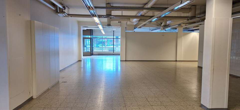 Liiketila, 295,5 m², Myyrmäki, Vantaa