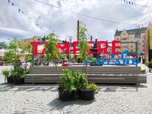 Tampereen keskustaan kuljet julkisille reilussa puolessa tunnissa. Autolla matkaan menee vartti!