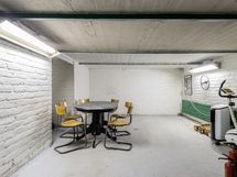 Kellarissa monikäyttöistä tilaa