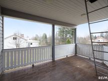 Päämakuuhuoneen parveke