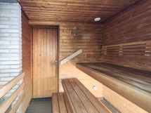 Taloyhtiön saunatilat.