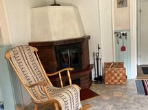 Tupakeittiössä on takka.