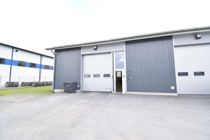 Liiketila, 150 m², Tiiliruukki, Pori