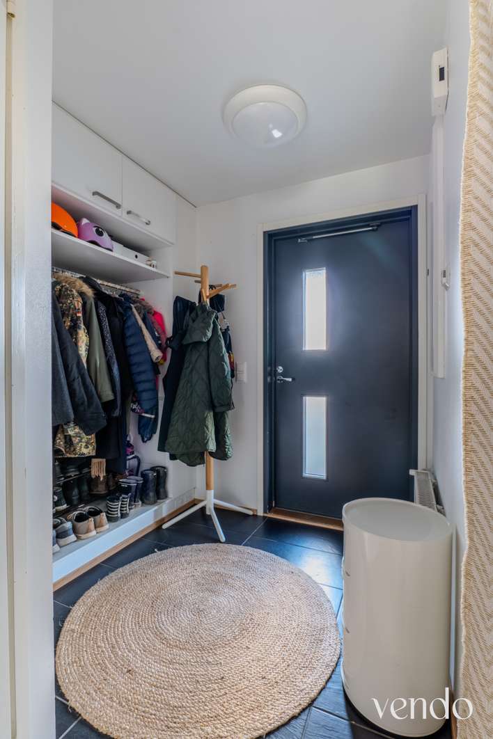 Rivitalo, 3h+kt+s+var, 77 m², Kauklahti – pohled 3