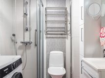 Kylpyh/wc - lattialämmitys