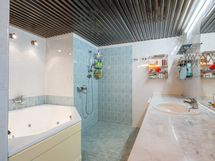 Kylpyhuone poreammeella