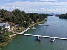 Pensar Sydin ravintola laitureineen n 5 min päässä