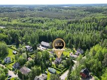 Ei näy tehtaanpiippuja