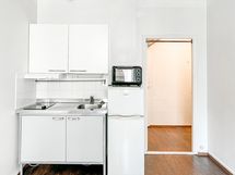 Avokeittiö on kompakti.