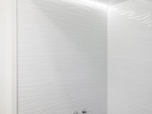 Yläkerran WC / kylpyhuone ja ammevaraus