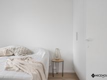 Päämakuuhuone on sisääntulokerroksessa.