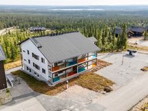 Ilmakuvaa etujulkisivusta