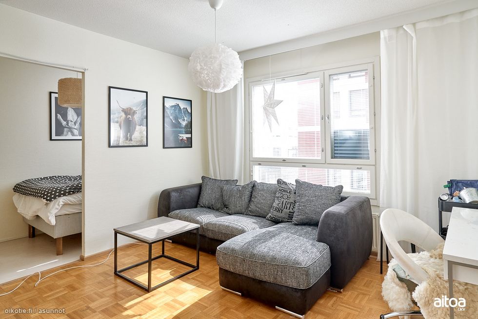 Valoisa huoneisto.