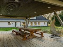 Grillikatoksen oleskelutila