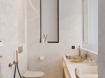 Päämakuuhuoneen wc