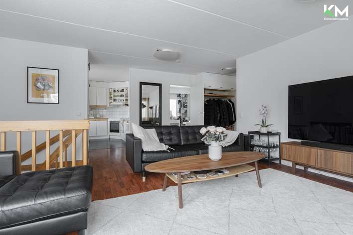 Kerrostalo, 3-4h, k, sauna, 2xkph, khh, vh, parveke(lasitettu), 108,5 m², Pukinmäki - Näkymä 3