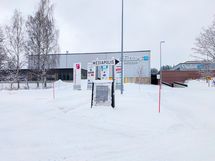 Mediapolikselle on matkaa noin 800 metriä.