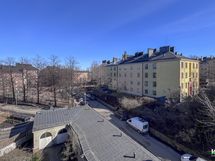 Asunnon kevään näkymät yli Torkkelinmäen