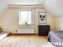 Yläkerran makuuhuone