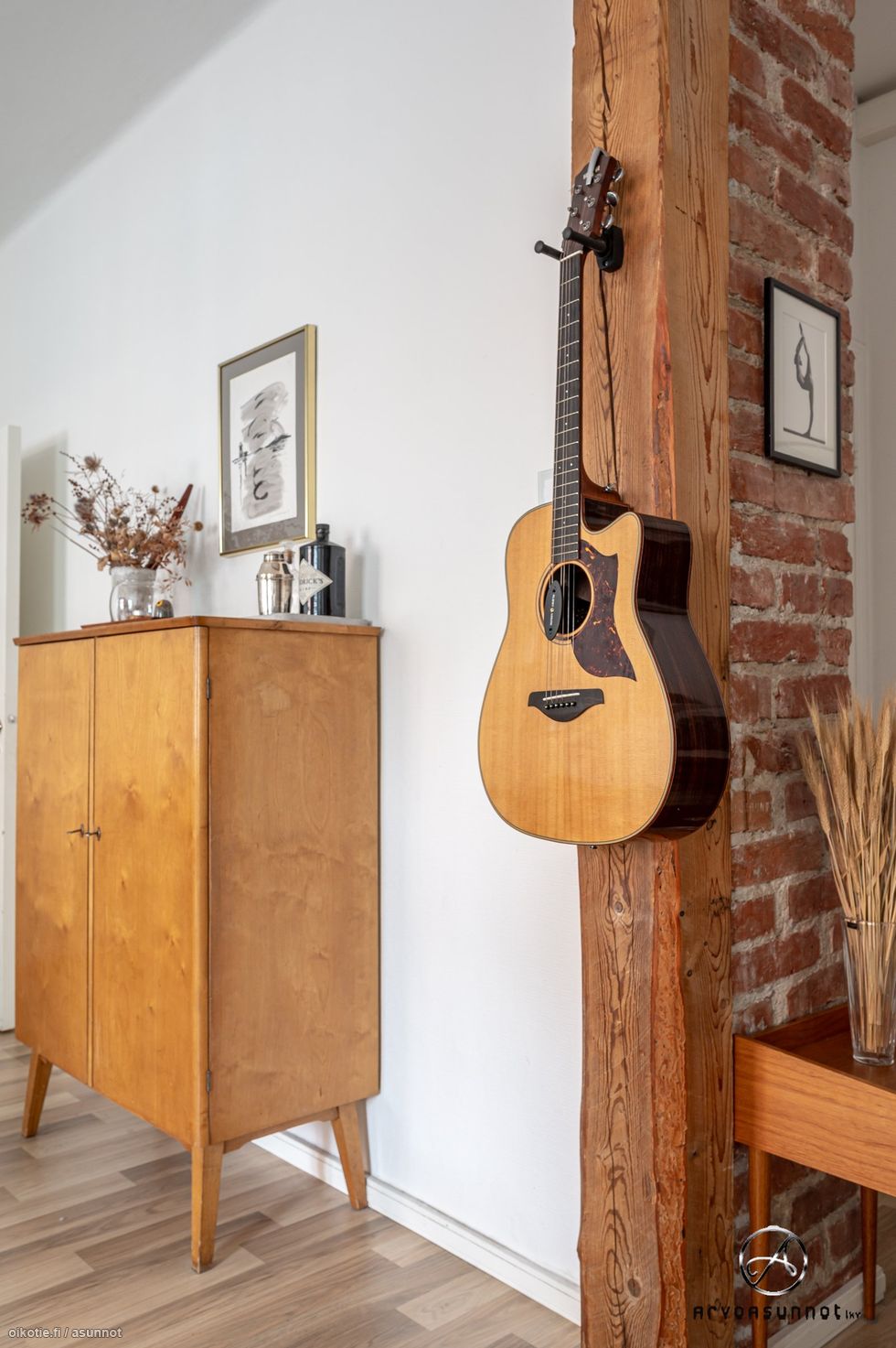 Kodin eteinen kertoo, että täällä on ajateltu yksityiskohtia.