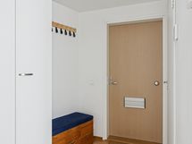Eteinen