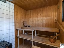 Saunassa puukiuas