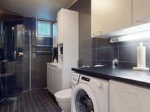 Kylpyhuone, wc ja kodinhoitotila