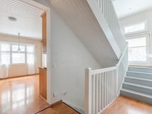 portaat yläkertaan