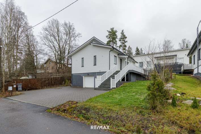 Omakotitalo, 3mh+k/oh+khh+psh+wc+at+varasto, 103,2 m², Päiväkumpu