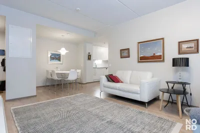 Kerrostalo, 3h,kt, kph, parveke (lasitettu)Yj:n mukaan 3h,kt), 67 m², Kruunuvuorenranta - Näkymä 3