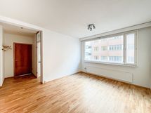 Tervetuloa selkeäpohjaiseen, toisen kerroksen kaksioon.