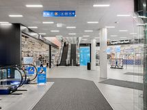 Lauttis sijaitsee aivan vieressä