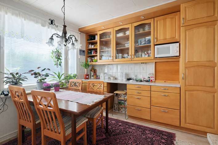 Omakotitalo, 6h, k, s, kph, wc, khh, at, var, th, ym, 200/260 m², Lähenmäki - View 3