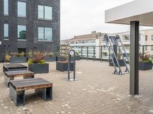 Sisäpihan kuntoilu laitteita