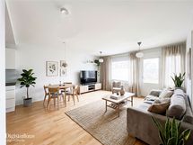 Saunallinen rivitalokoti omalla takapihalla. Autopaikka ja lämmitys sisältyy vuokraan.