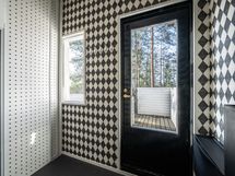 Eteinen