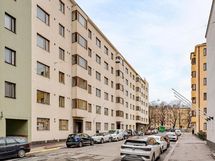 Julkisivu