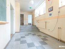 Alimman kerroksen käytävää