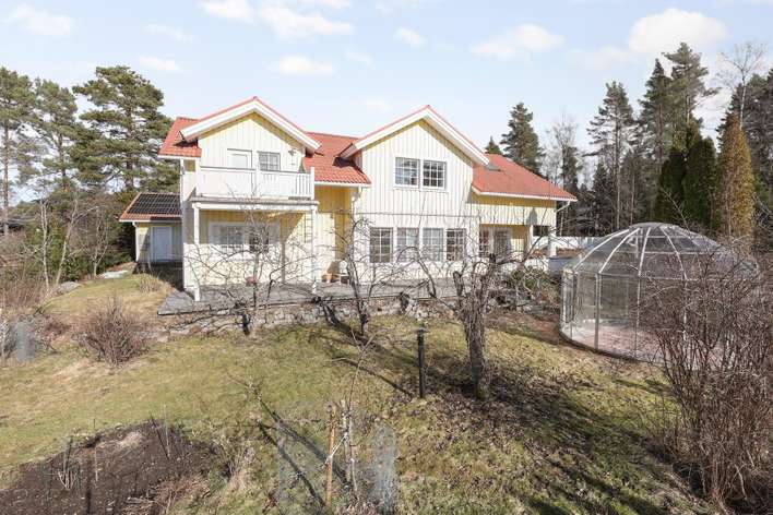 Omakotitalo, 7h, aula, k, khh, s, 2xkph, wc, autotallit, 229,1/289,1 m², Isolahti, Vaasa