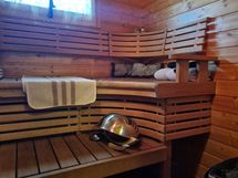 Kaunis sauna mittatilauslauteilla